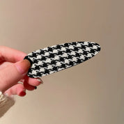 Houndstooth Retro Hairclip