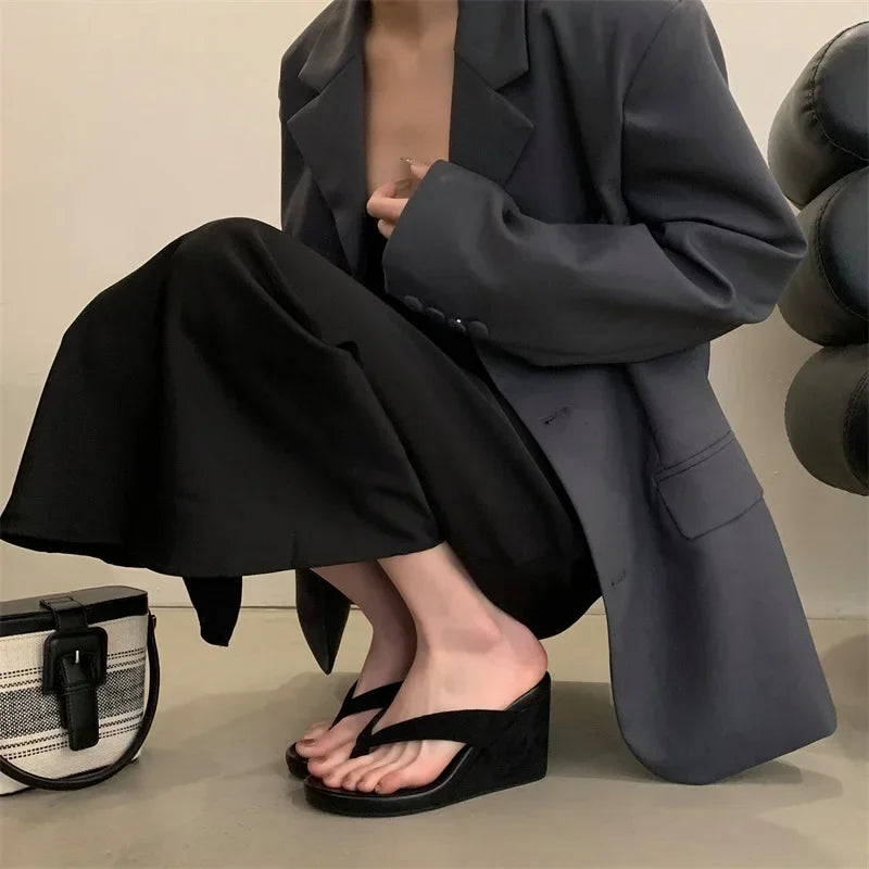 Round Clip Toe Wedge Heels